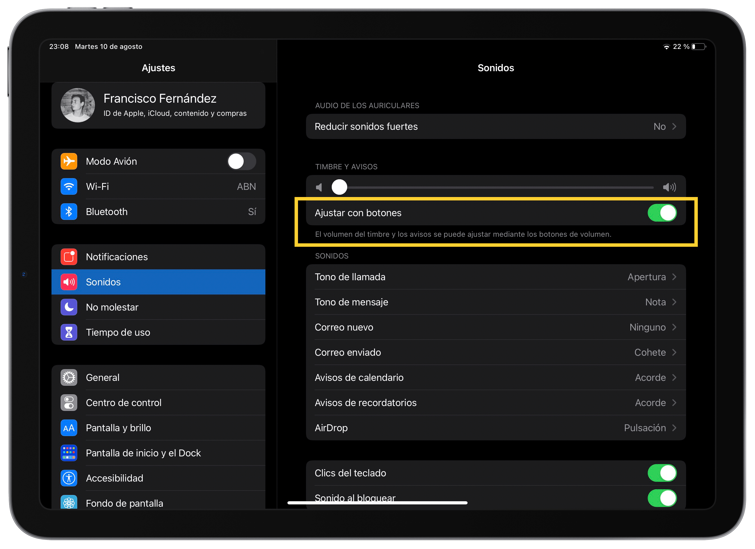 Opción ajustar con botones en los ajustes de sonido de iOS