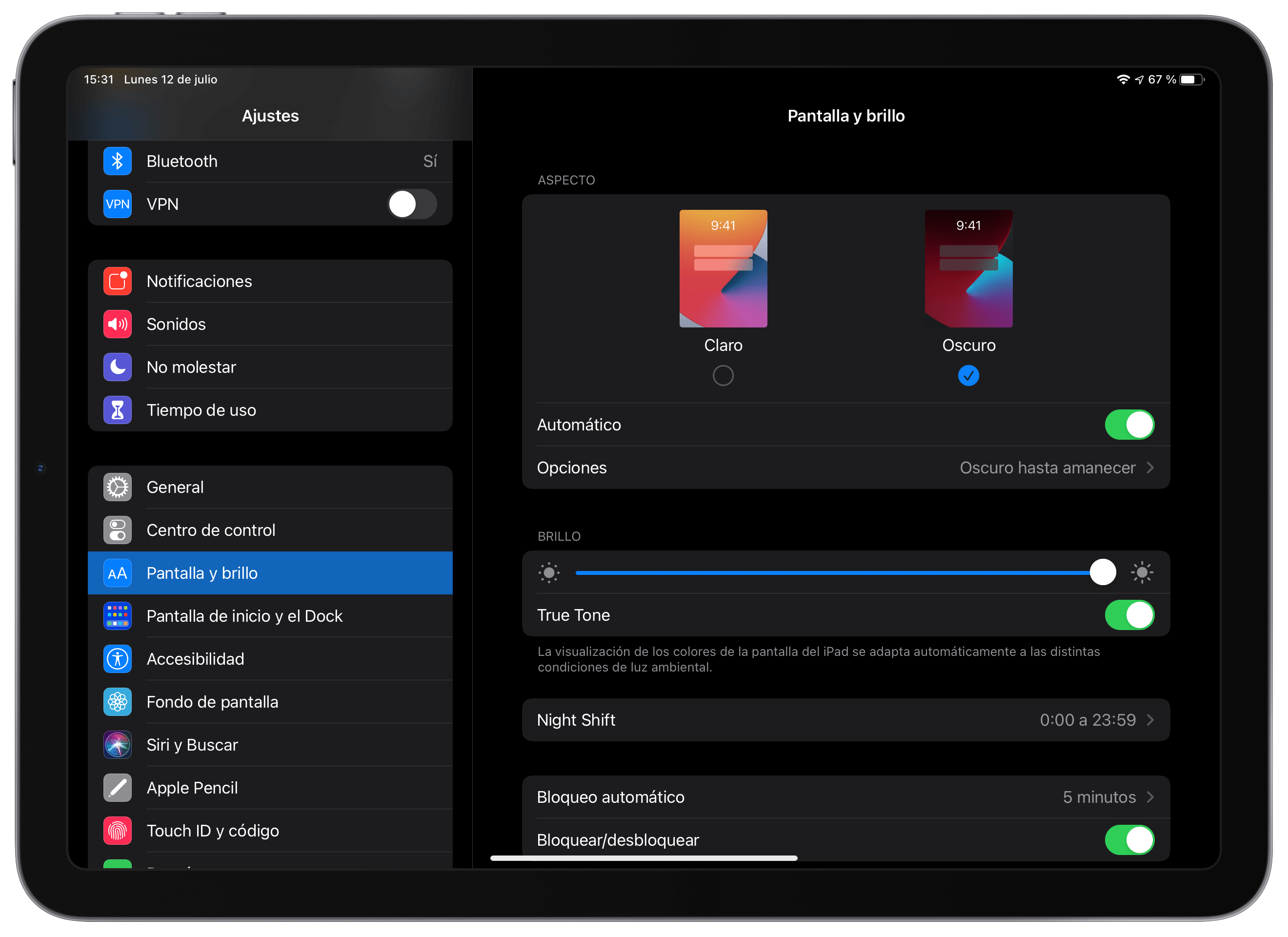 Activar o desactivar el modo oscuro en iOS o iPadOS Activar o desactivar el modo oscuro en iOS o iPadOS