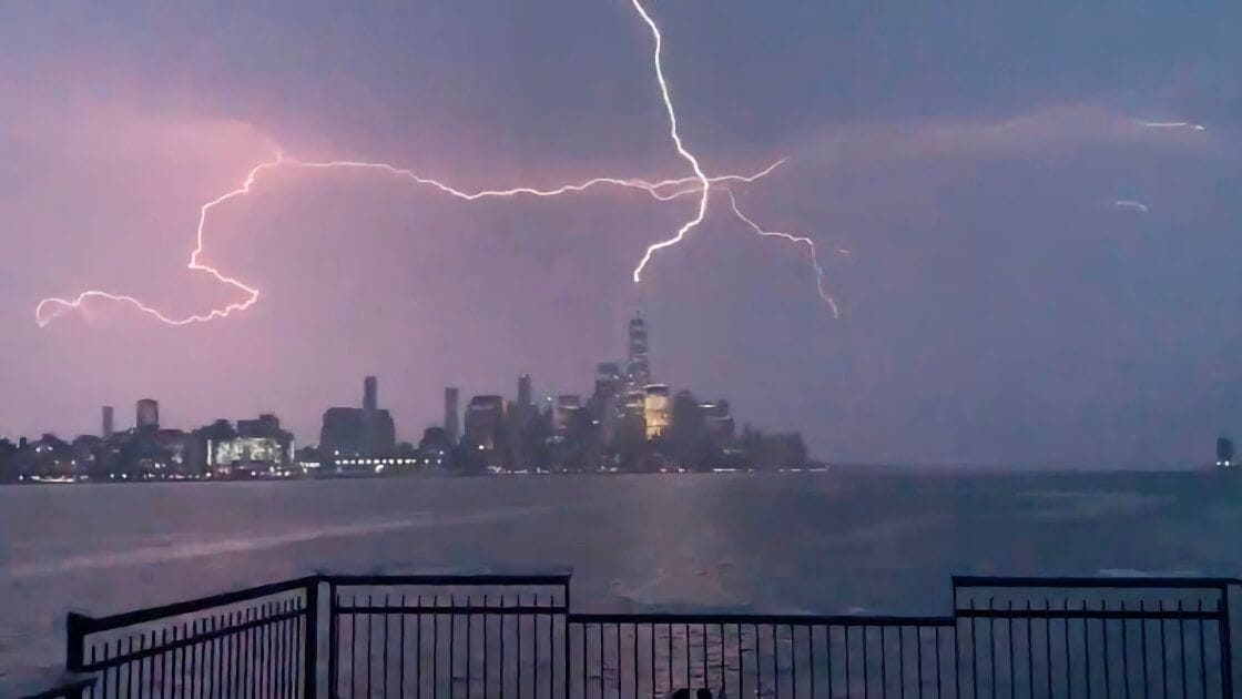 Tormenta capturada con la cámara del iPhone 12 Pro Max